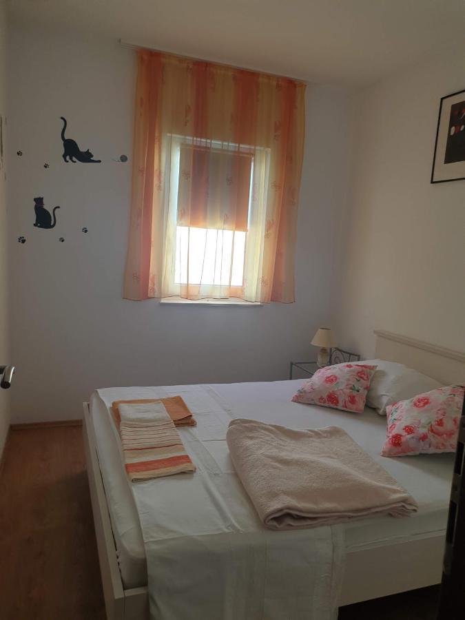 Apartment Perica Omiš Esterno foto